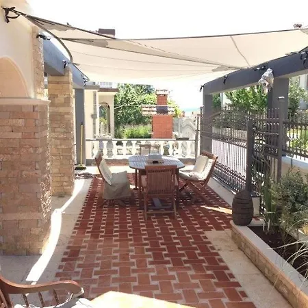 Vilma Apartment *